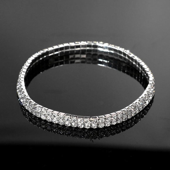 Elegant Silver Bracelet for Women - Picture 4 of 16